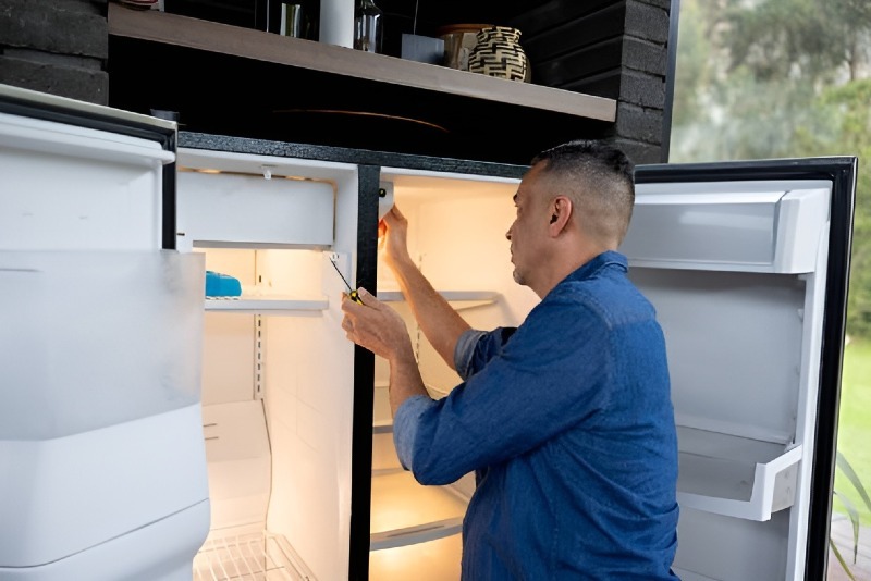 Refrigerator repair in Manhattan